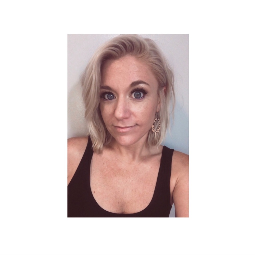 Meet your Posher, Amber James